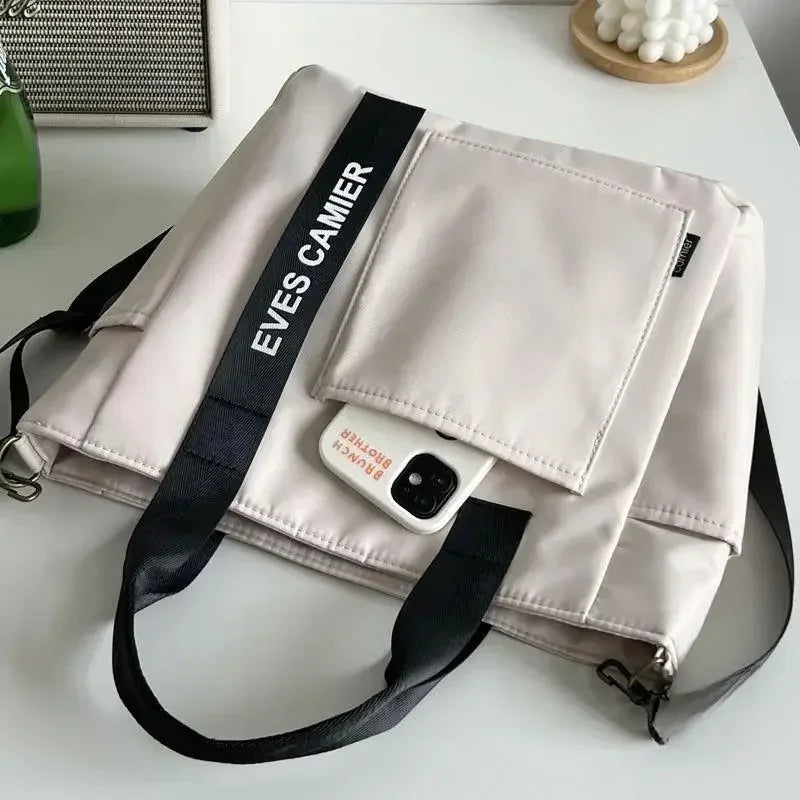 Sac Fourre-Tout en Nylon Étanche — Grande Capacité Messenger Mode École
