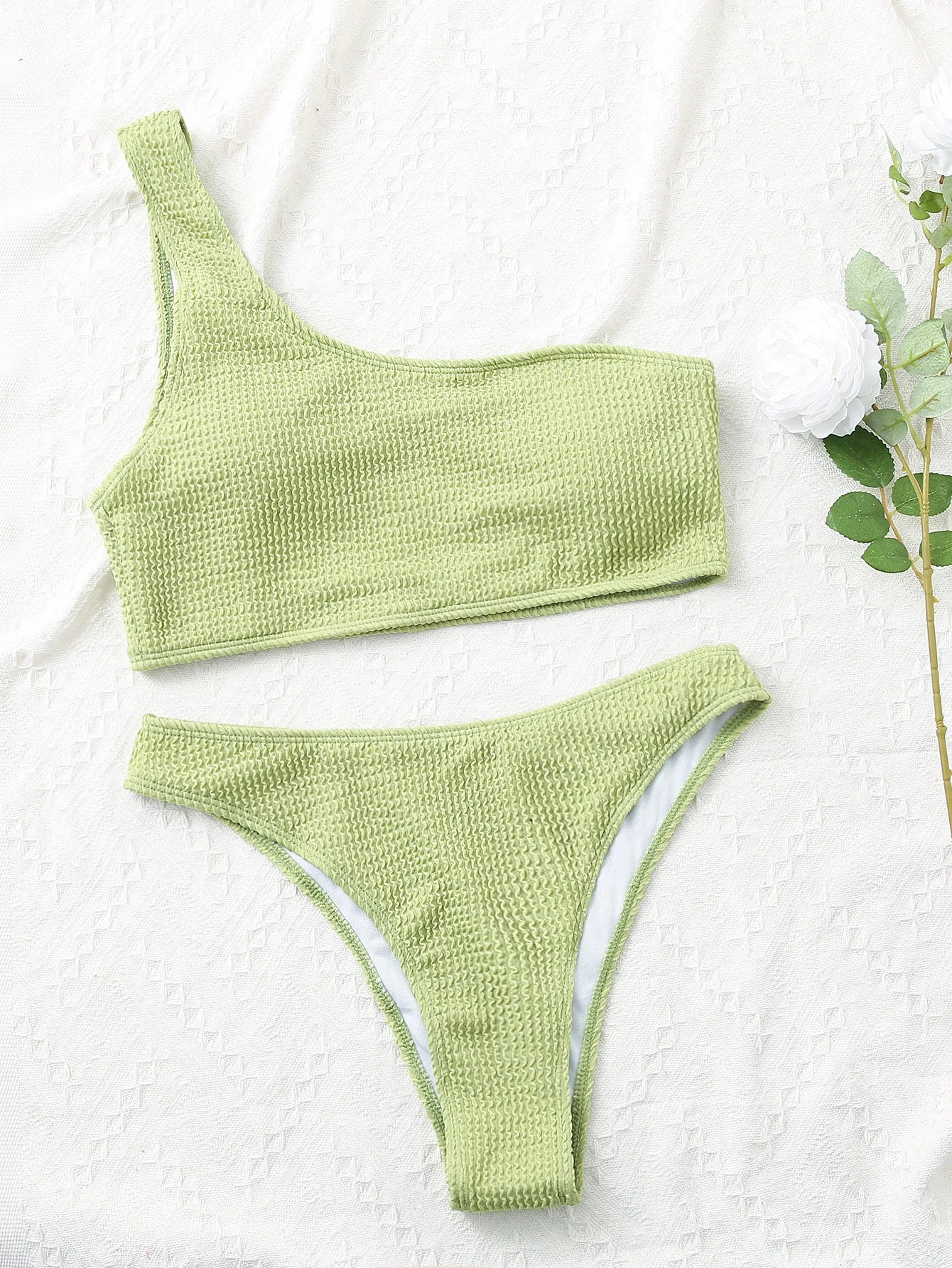 Une épaule Bikini texturé maillots de bain coupe haute maillot de bain solide maillot de bain femmes brésilien 2025 mode