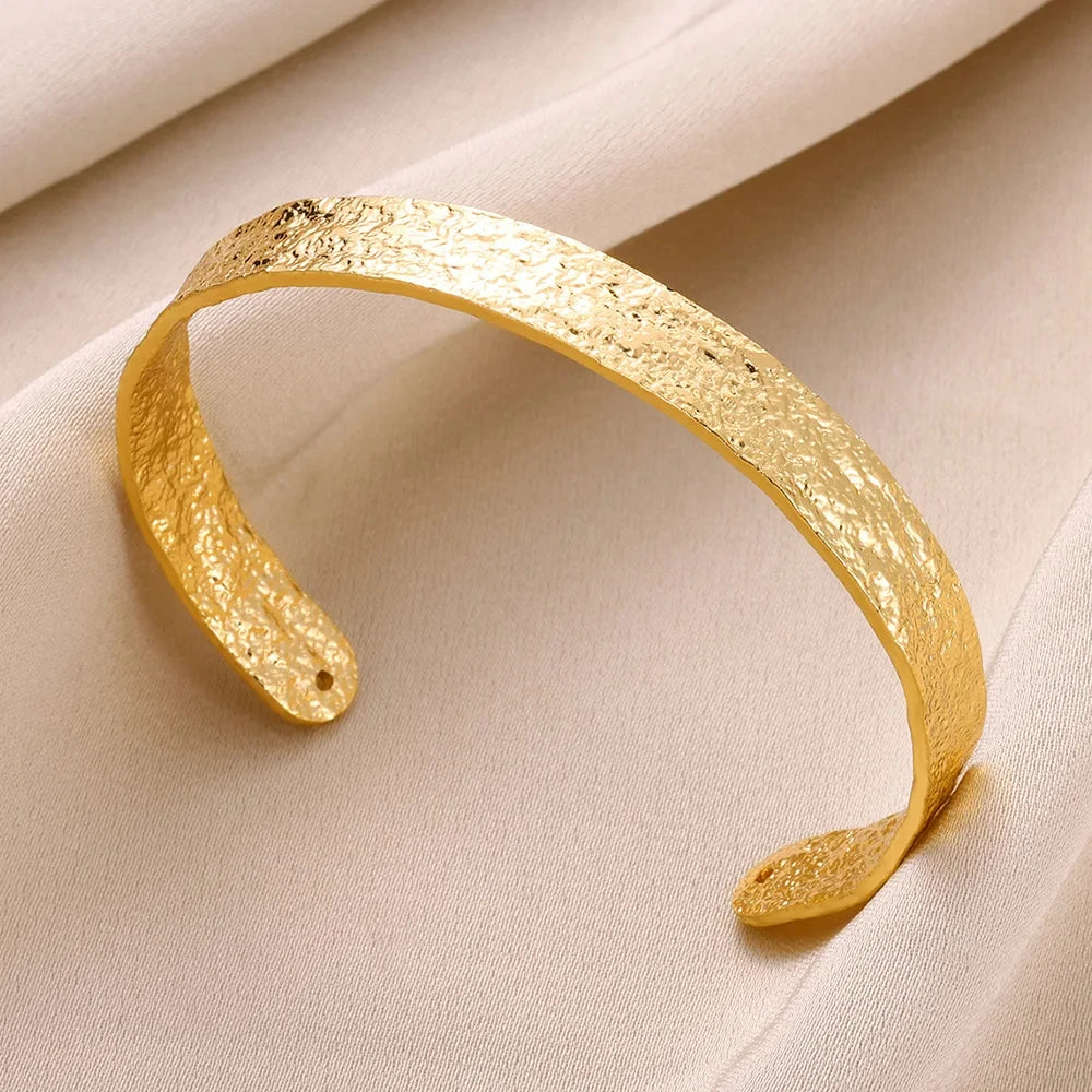 Exquisite Classic Bump Pattern Opening Bracelets for Women, Gold Color Stainless Steel Cuff Hand Ornament Gift