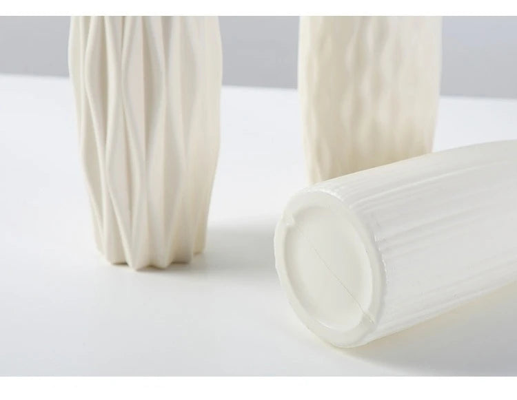 Vase nordique en plastique – Petit pot de fleurs décoratif pour salon, style moderne