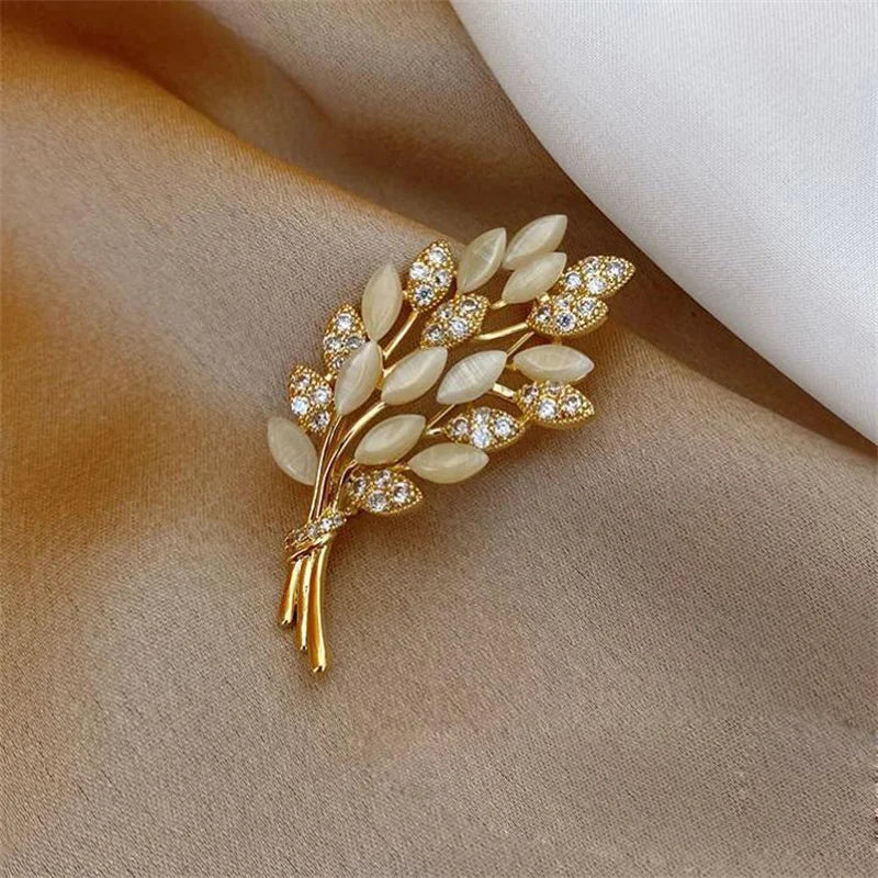 Korean full rhinestone rose pearl brooches for women tulip wheat ear bamboo panda zircon brooch pins female suit coat jewelry