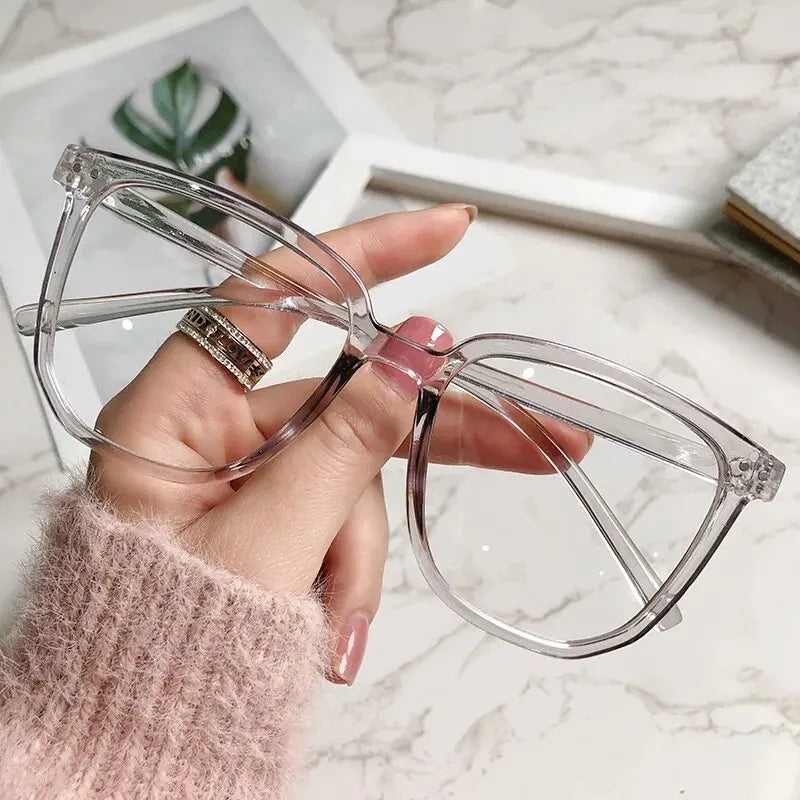 Women's blue light blocking glasses, with regular eyeglass frames, retro finish, flat lightweight frame
