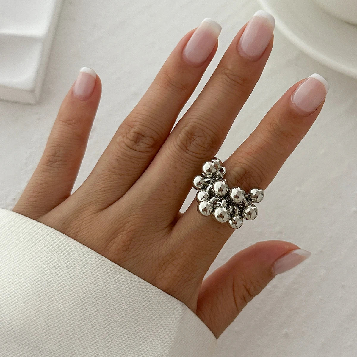 Salircon 2026 – Anillo abierto de metal de estilo punk hip-hop con pequeña bola CCB para mujer y hombre, joya de moda, regalo