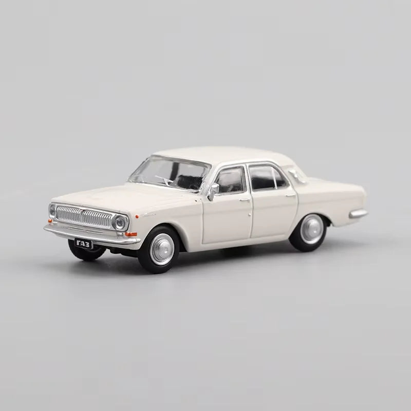 Modèle de voiture soviétique 1:64 en alliage — ornement, souvenir, collection, cadeau de loisirs (v2)