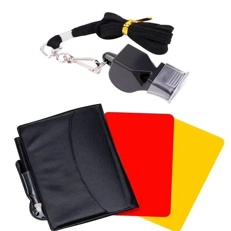 Kit Arbitre Football — Cartons Rouge & Jaune, Portefeuille PU, Sifflet & Carnet