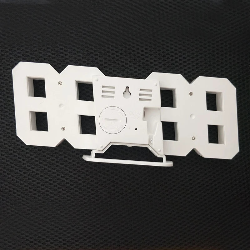 Horloge murale numérique LED 3D lumineuse avec prise USB – Décoration créative pour la maison