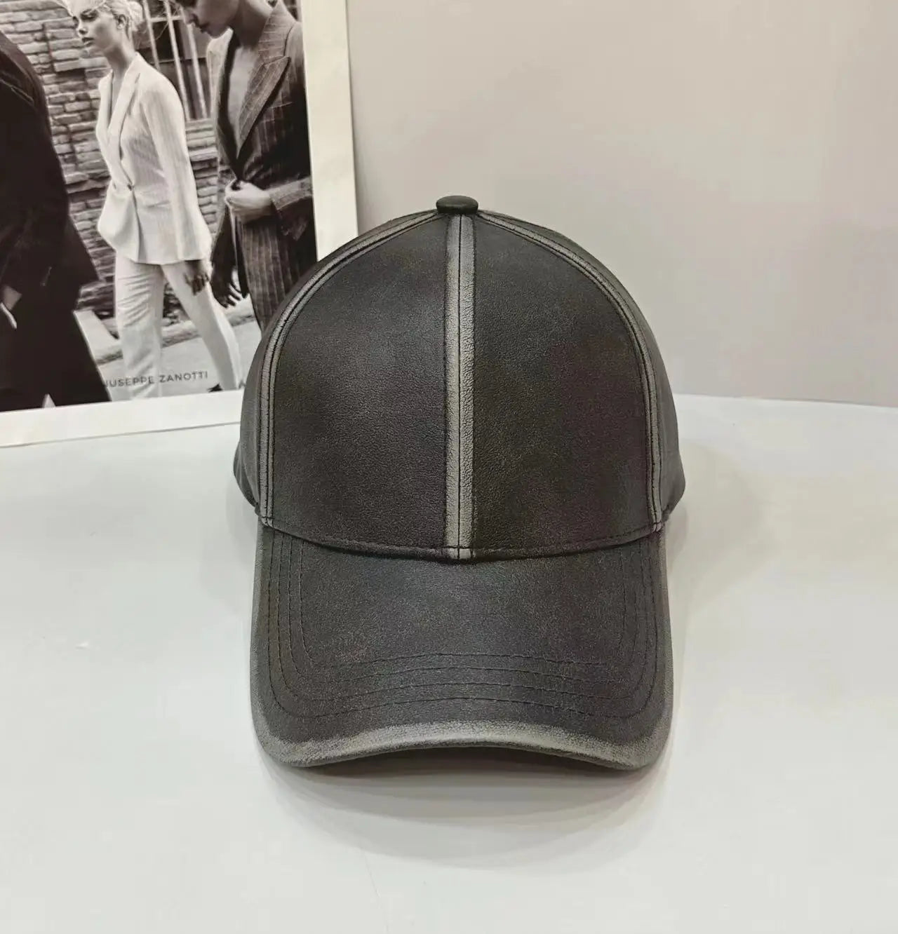 Men's and Women's Leather Baseball Cap, High Quality Snapback, Street Hip Hop Trucker Hat, Hat for All Seasons, Luxury Brand, Winter Cap, New
