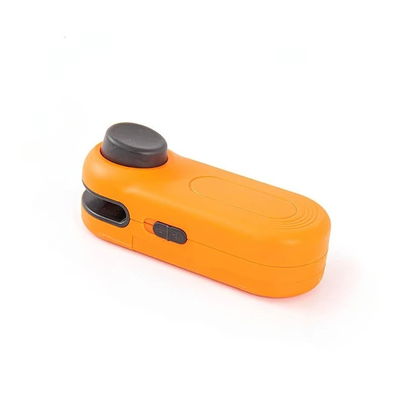 Scelleuse Mini Portable 2 en 1 Scelleuse Thermique pour Snacks Utilisation Domestique Scelleuse Rechargeable Scelleuse Sous Vide Snacks Sac Plastique Scelleuse Thermique