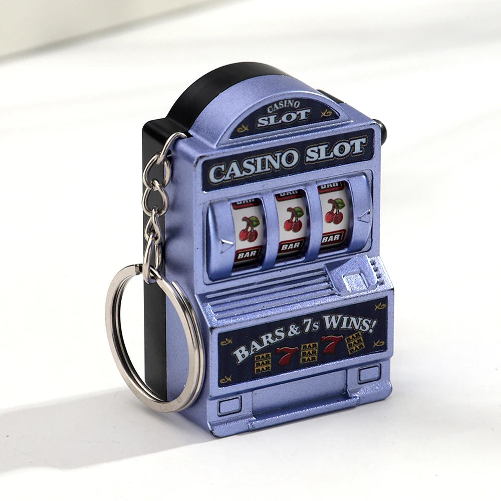Llavero máquina tragaperras de frutas, llavero de la suerte Jackpot, mini colgante de Casino, dije de bolso, regalos novedosos para niños y adultos