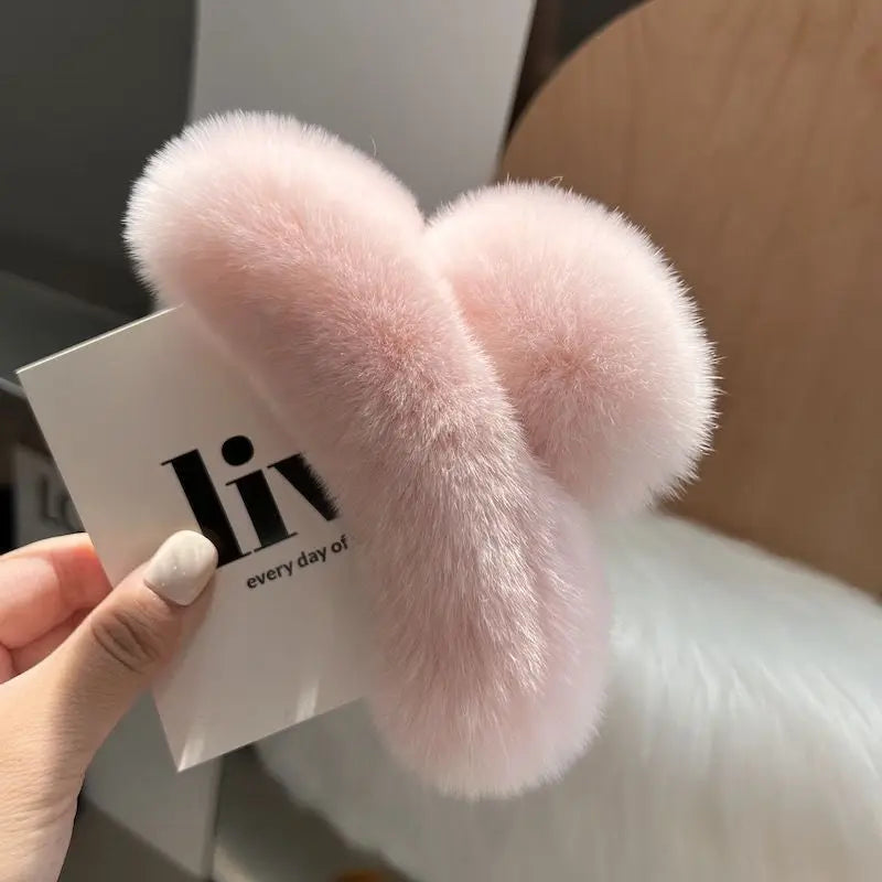 Grande pince en peluche avec une sensation haut de gamme, pince à cheveux poilue d'automne et d'hiver, tempérament féminin et coiffure, 1/2 pièces