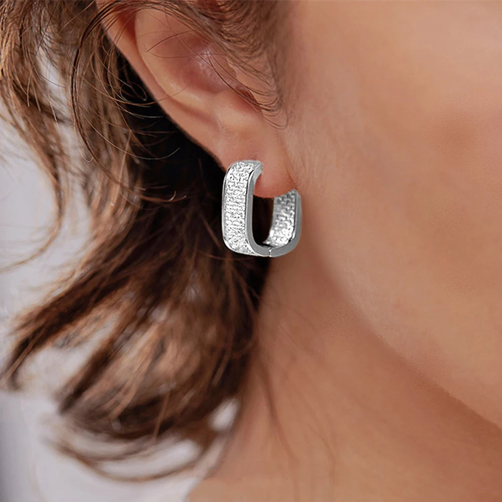 Huitan Bling Bling CZ pendientes para mujer de lujo color oro/plata moda contraída señora pendientes envío directo joyería