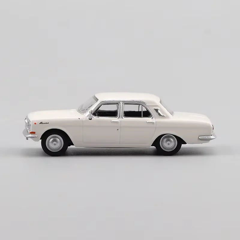Modèle de voiture soviétique 1:64 en alliage — ornement, souvenir, collection, cadeau de loisirs (v2)
