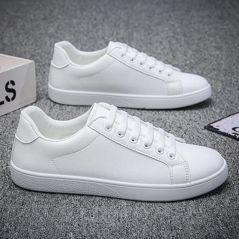 Baskets Basses en Cuir Homme — Chaussures Plates Décontractées Blanc & Noir