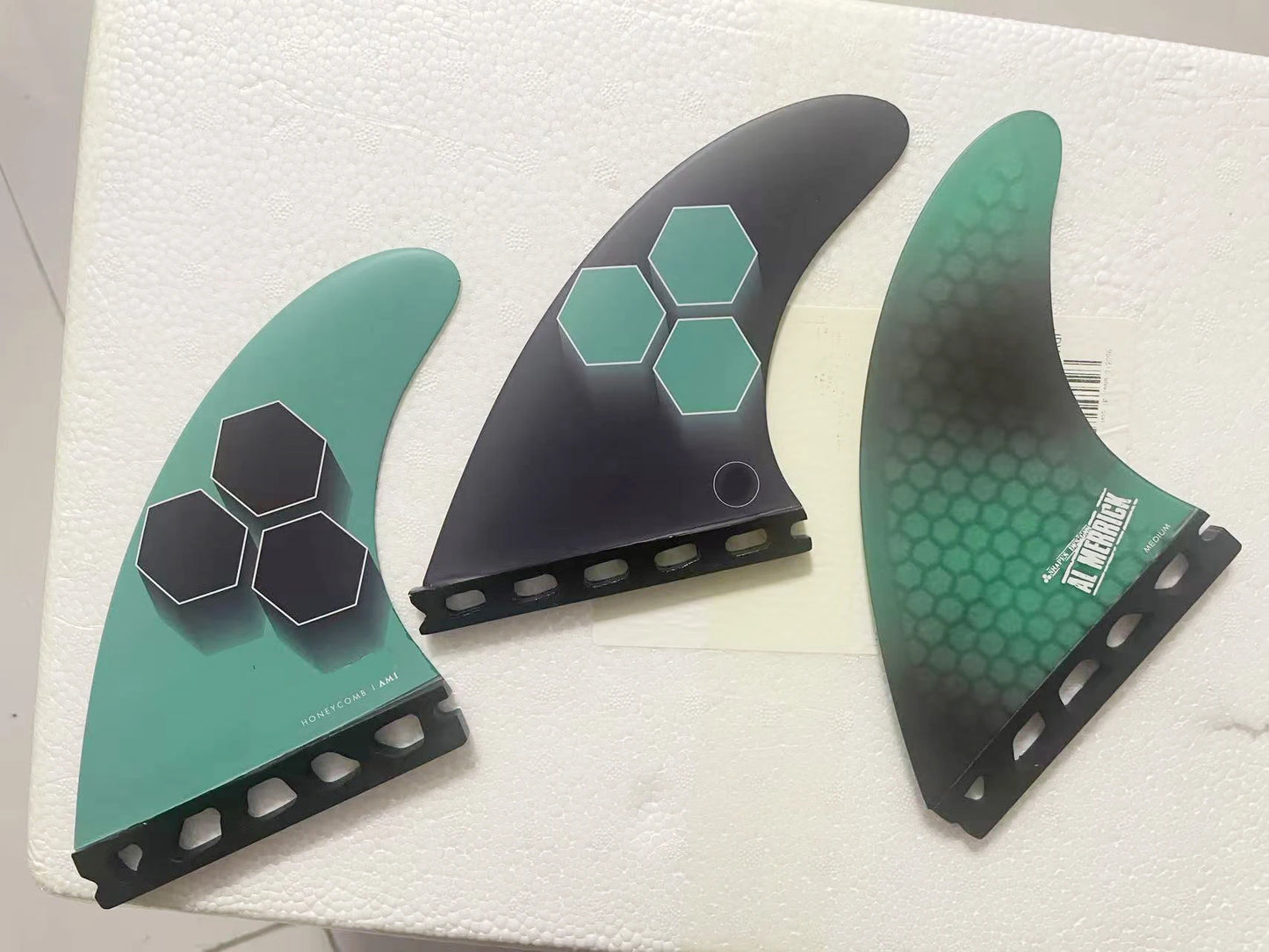 Palmes de surf en carbone et fibre de verre — nid d'abeille, propulseur, haute performance