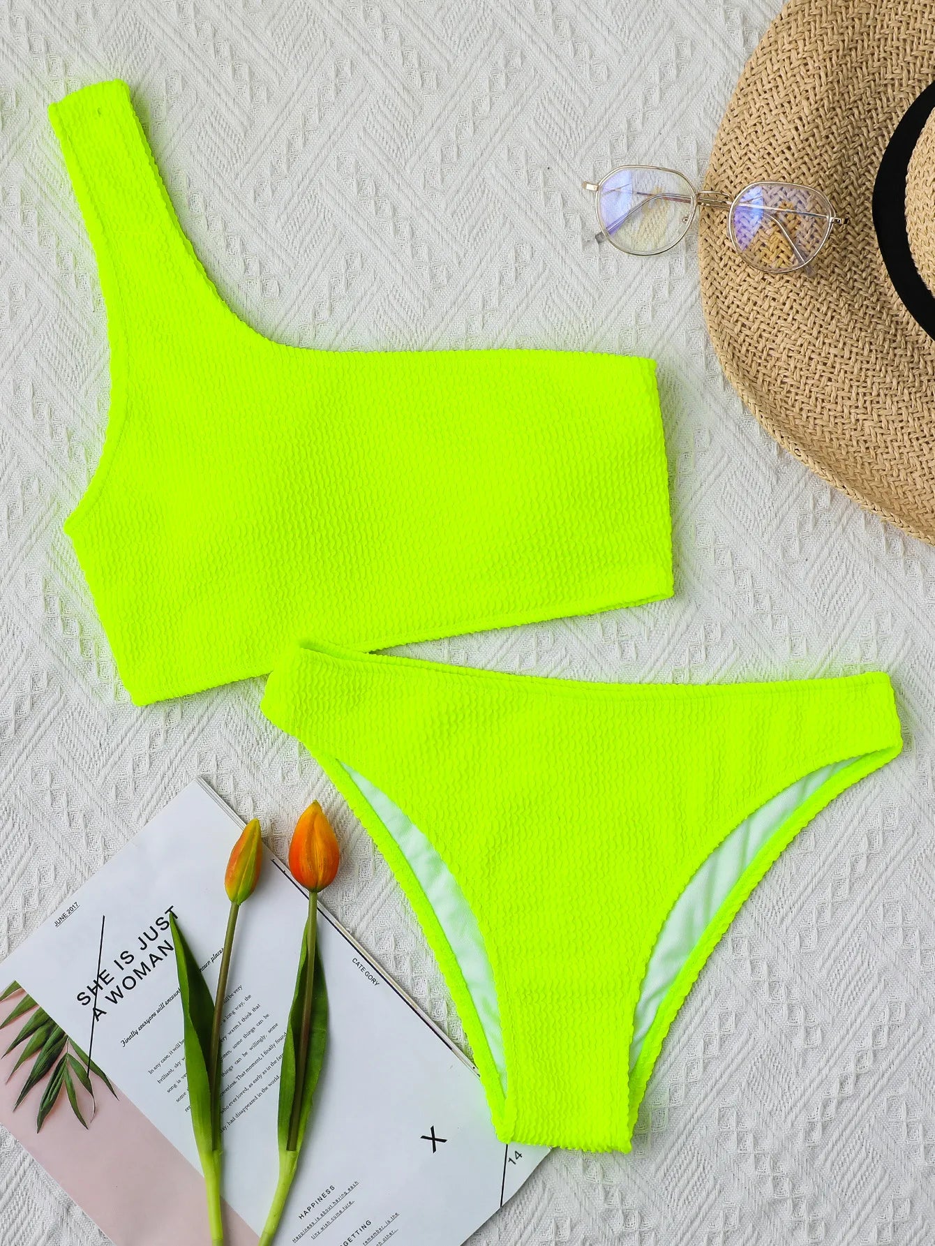 Une épaule Bikini texturé maillots de bain coupe haute maillot de bain solide maillot de bain femmes brésilien 2025 mode