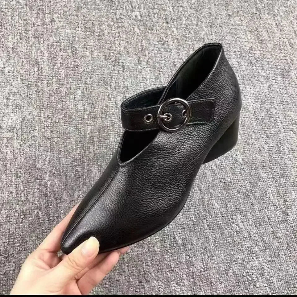 Women's Pointed Toe Block Heel Shoes, Retro Belt Buckle High Heels, Black, New 2024 Collection