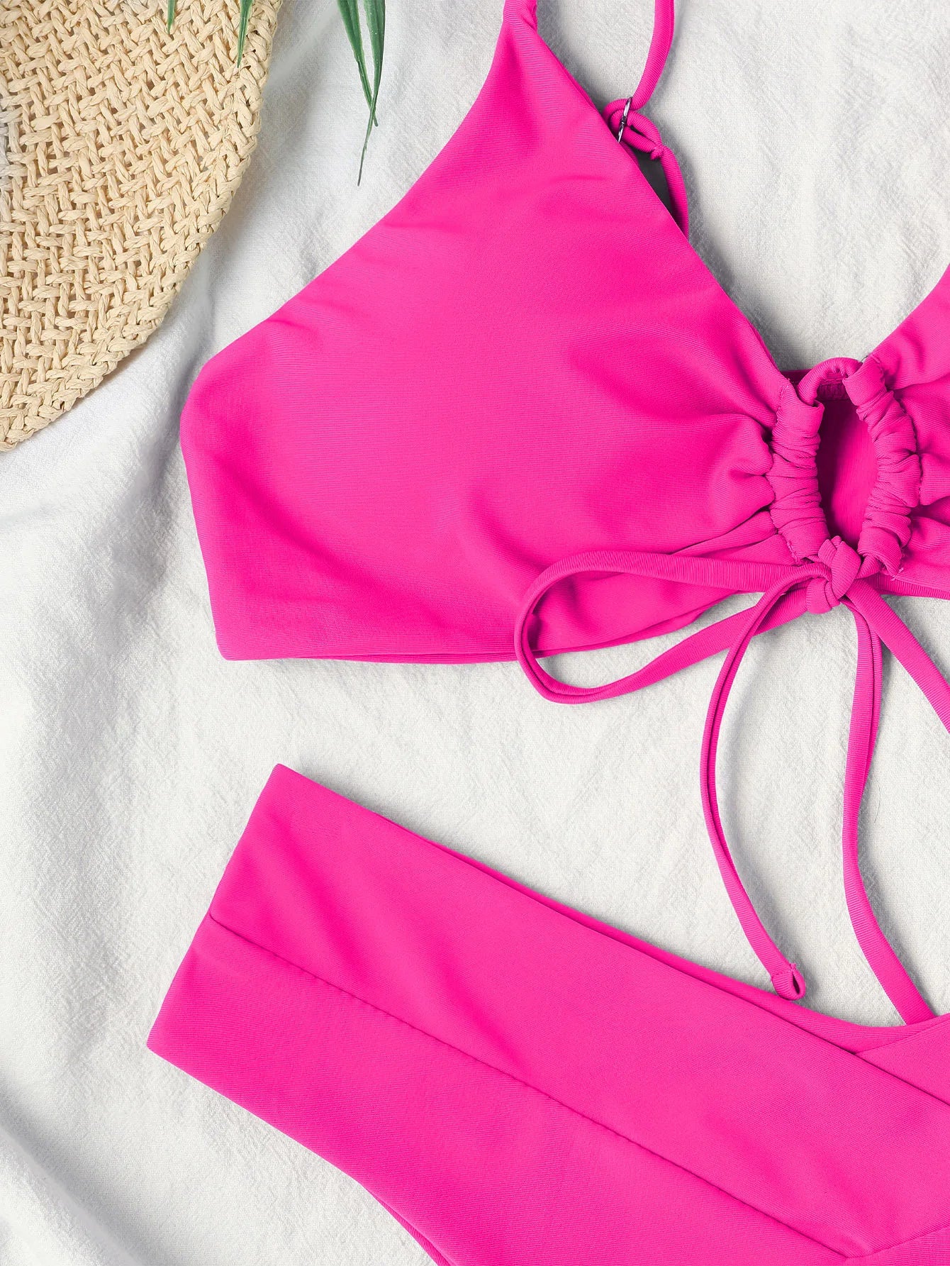 Nouveau ensemble de Bikini à haute élasticité pour 2025 été deux pièces couleur unie à lacets Sexy femmes maillot de bain plage maillot de bain maillots de bain