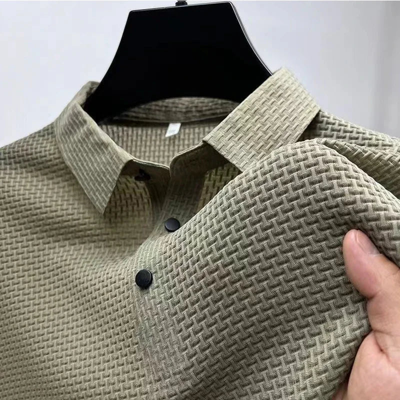 Nueva camiseta tipo polo de moda para hombre de negocios informal de manga corta con estampado de huesos y color liso, transpirable, cómoda y versátil para verano