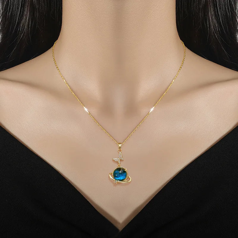 Collier astronaute étoile et planète pour femmes — couleur or, pendentif lune, chaîne clavicule, bijoux cadeau
