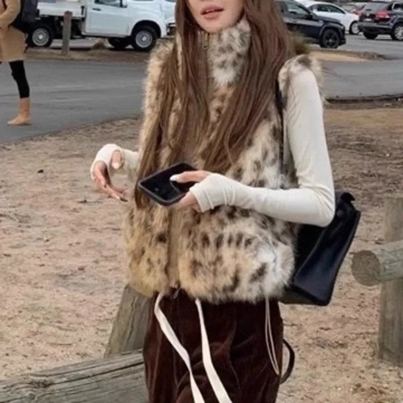 Gilet en fausse fourrure imprimé léopard pour femme, tendance, Style de rue, polyvalent, pour les déplacements quotidiens, col montant doux, confortable, hiver