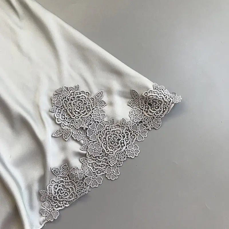 Pyjama Soie Glacée Femme Col Licou — Chemise Nuit Satin Service Maison