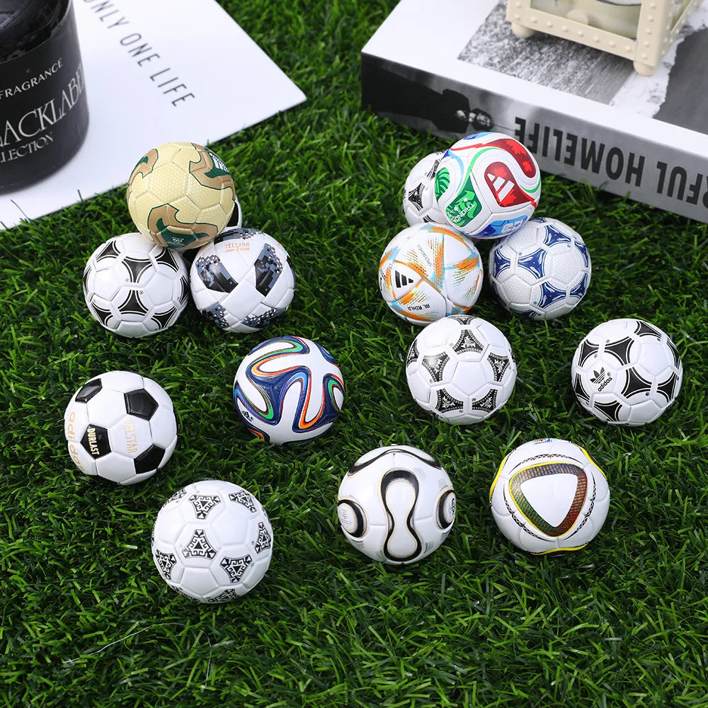 Ensemble 15 Mini Ballons de Football Collection PVC/PU 3,8 cm — Souvenir Sport & Cadeau Fan