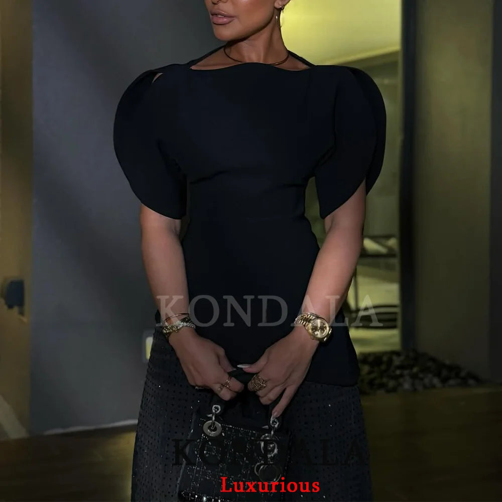 T-shirt femme noir à manches bouffantes — col rond, décontracté, printemps-été 2026