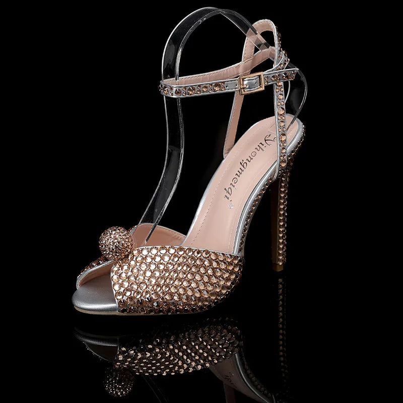 Chaussures de Mariage à Talons Hauts Femme — Élégance & Glamour