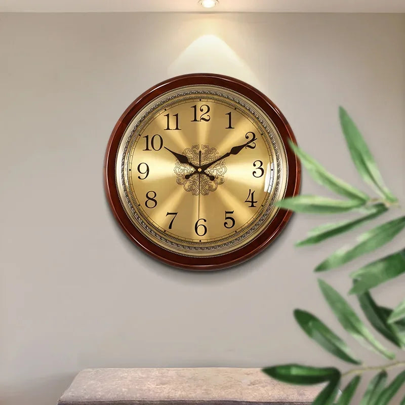 Reloj de pared de madera de lujo de Metal Retro estilo nórdico americano dorado relojes de pared silenciosos para dormitorio Shabby Chic sala de estar Reloj de regalo