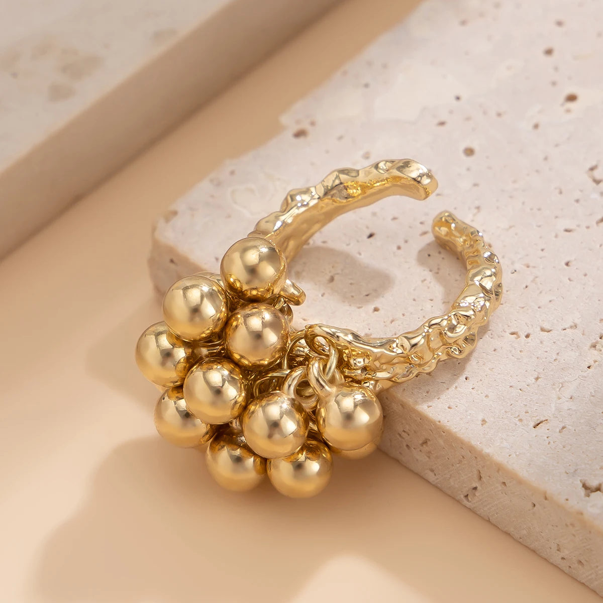 Salircon 2026 – Anillo abierto de metal de estilo punk hip-hop con pequeña bola CCB para mujer y hombre, joya de moda, regalo