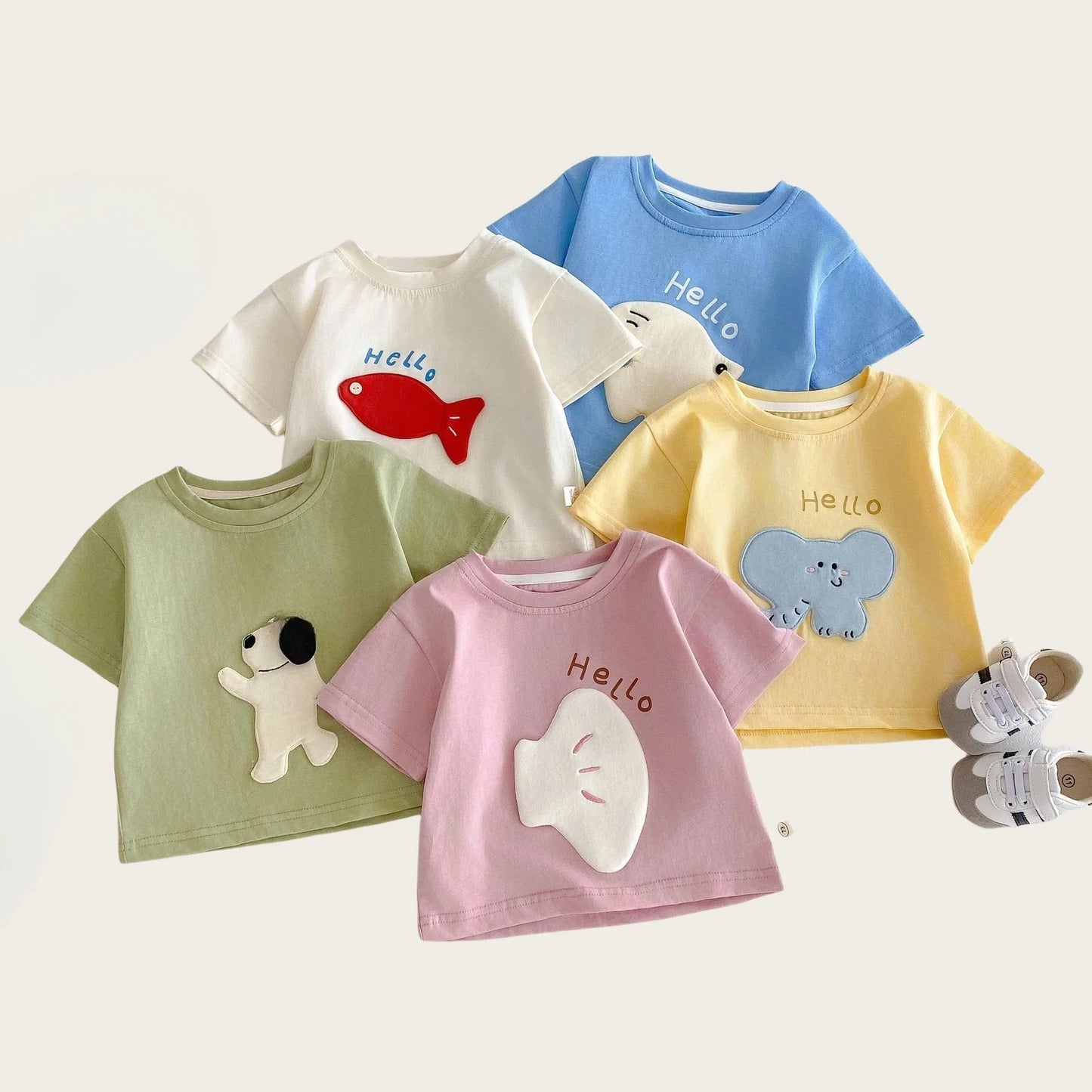 Nouvelle collection été 2026 : T-shirt décontracté à manches courtes pour enfants (0-5 ans) avec patchs de dessins animés mignons et imprimé lettres – Doux et confortable pour filles et garçons