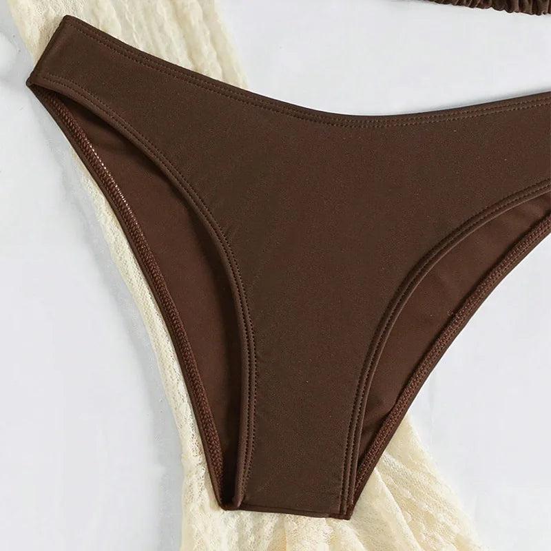 Maillot de bain sexy quatre pièces pour femme 2026, ensemble bikini uni à manches longues avec paréo, tenue de plage brésilienne pour l'été et les fêtes