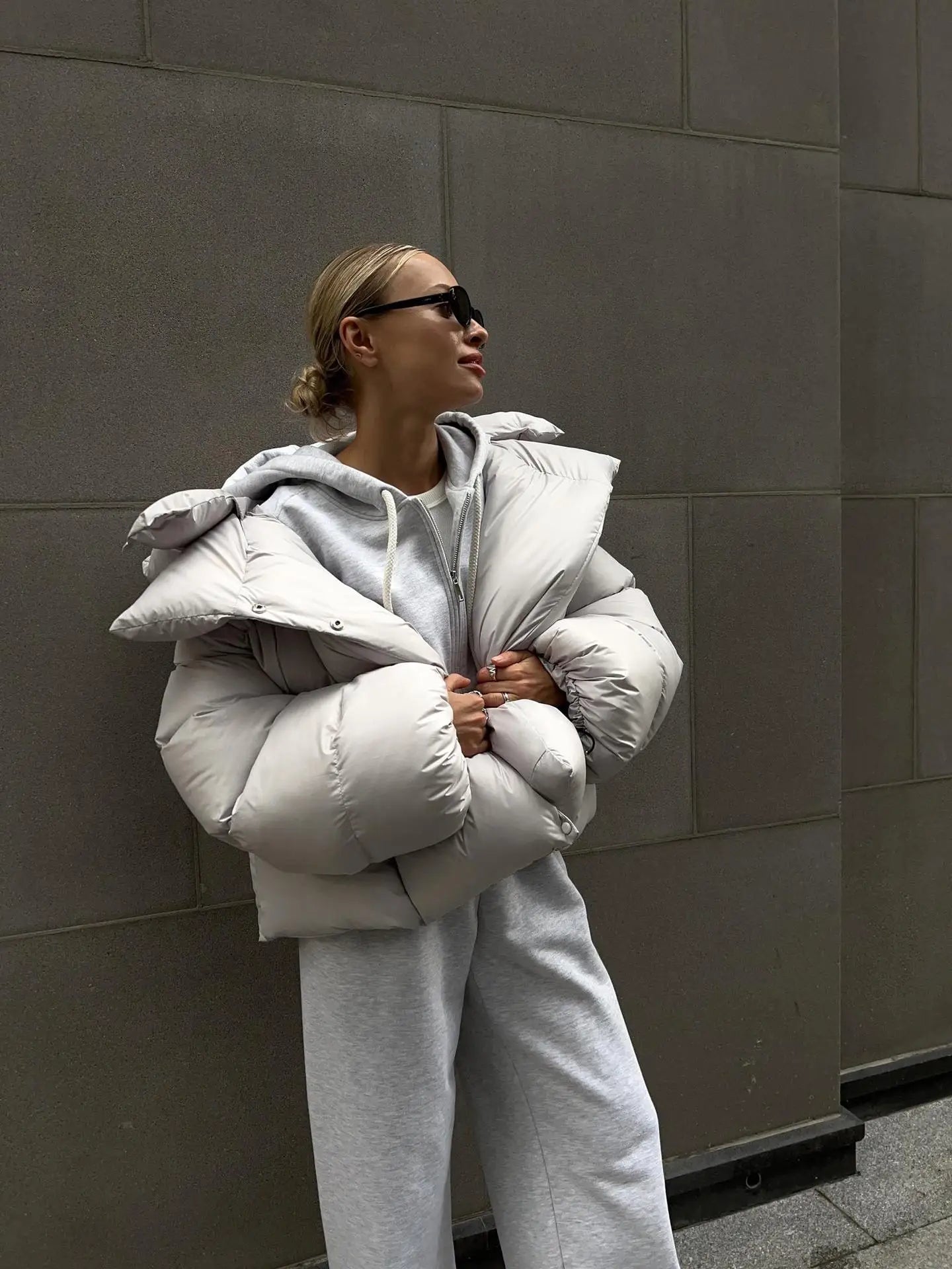 Women Autumn Winter Warm Thick Coat Long Sleeve Parkas Women Street Fashion Hoodies Women Cotton Padded Jacket 2025